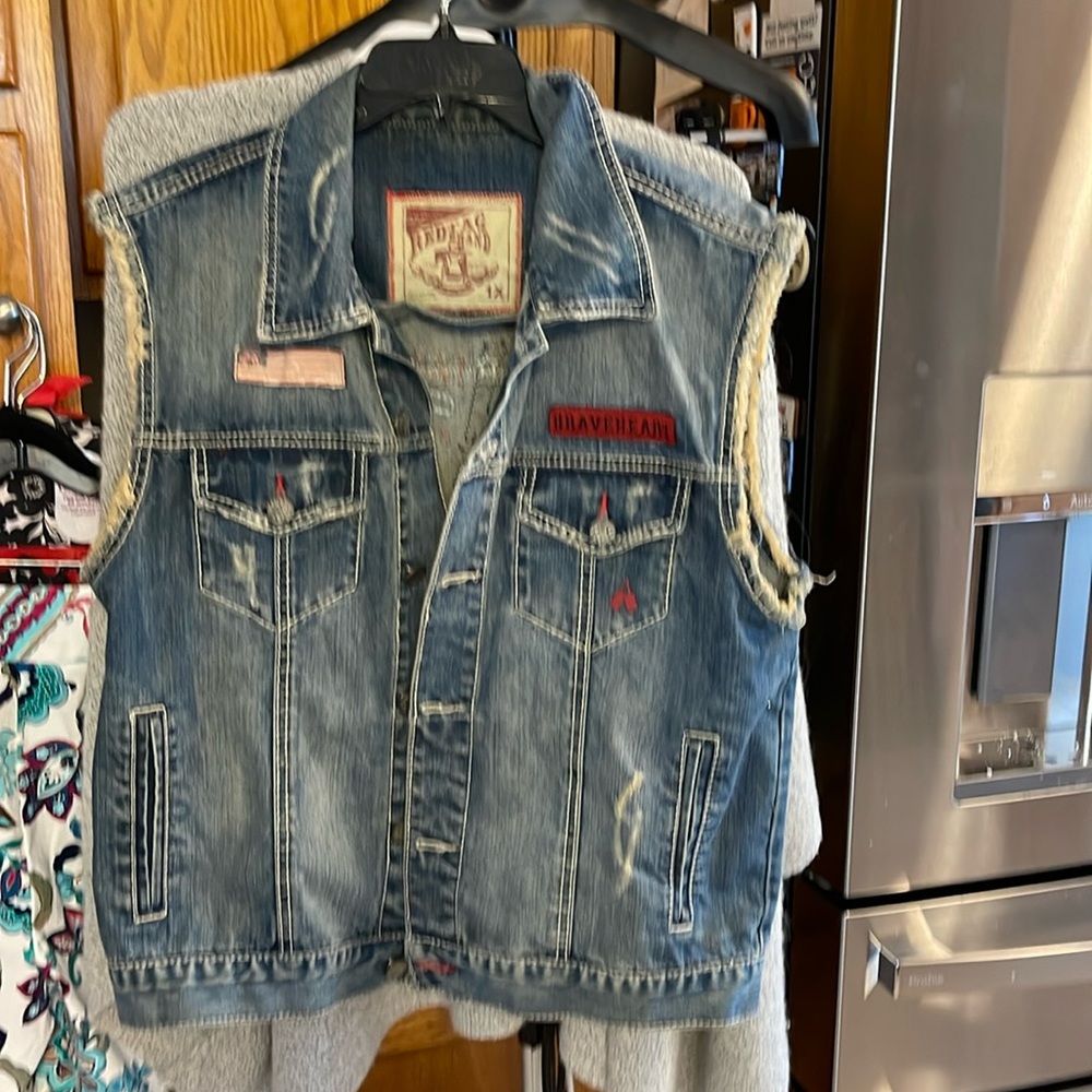 Red Tag Brand Men Distressed Triumph of Liberty Biker Denim Vest 1X